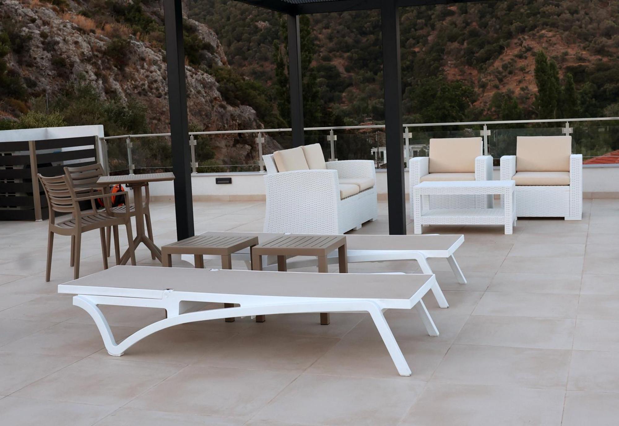 Ocean View Studios And Luxury Rooms Plomari Exteriér fotografie