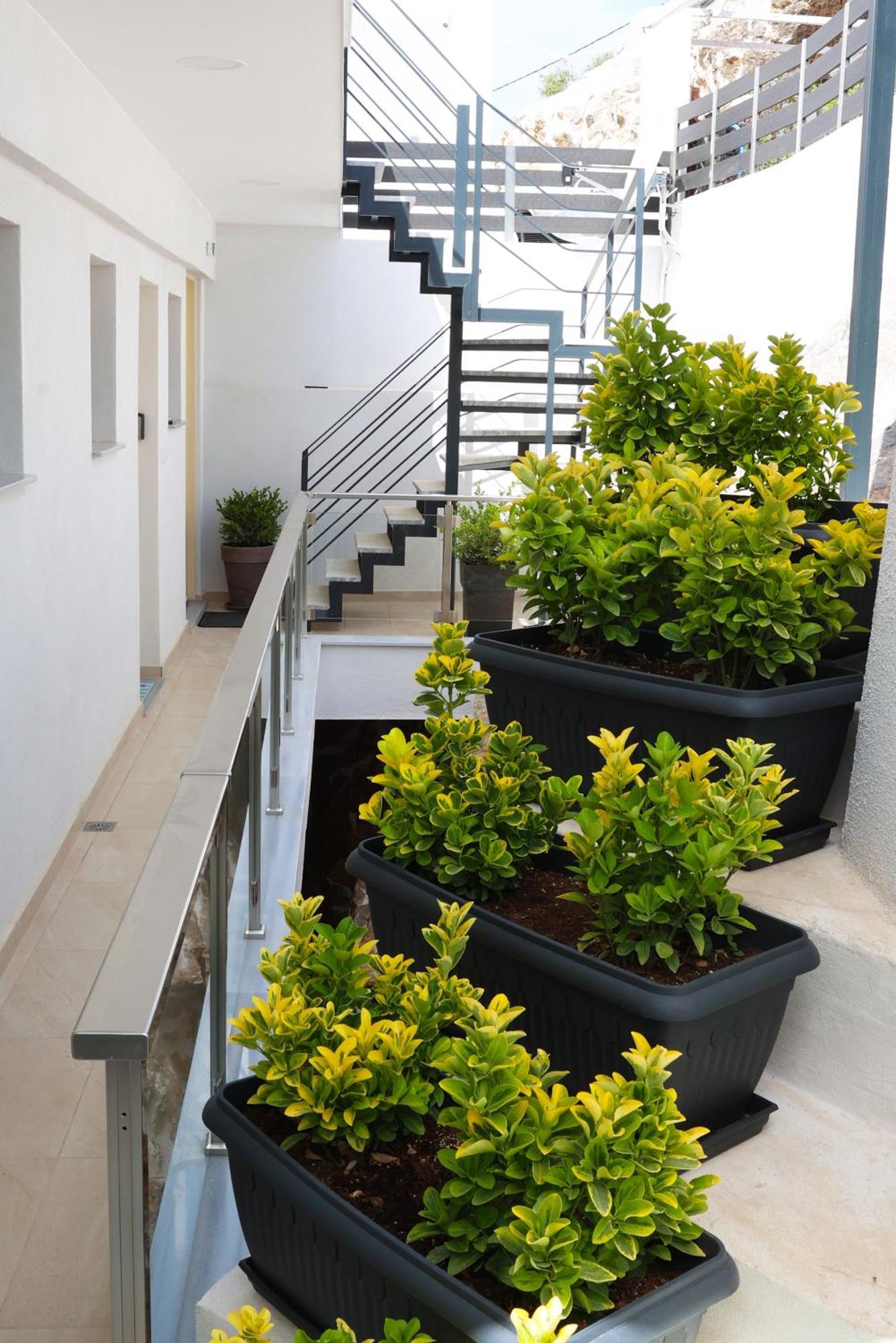Ocean View Studios And Luxury Rooms Plomari Exteriér fotografie