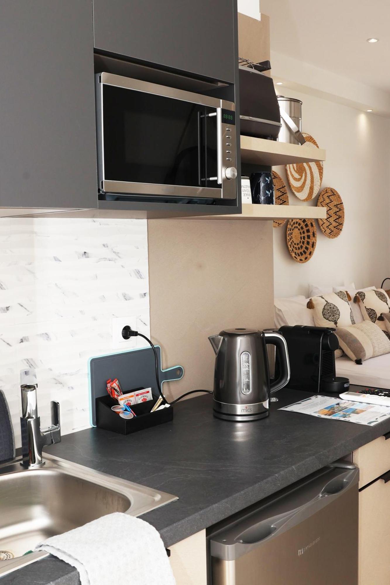 Ocean View Studios And Luxury Rooms Plomari Exteriér fotografie