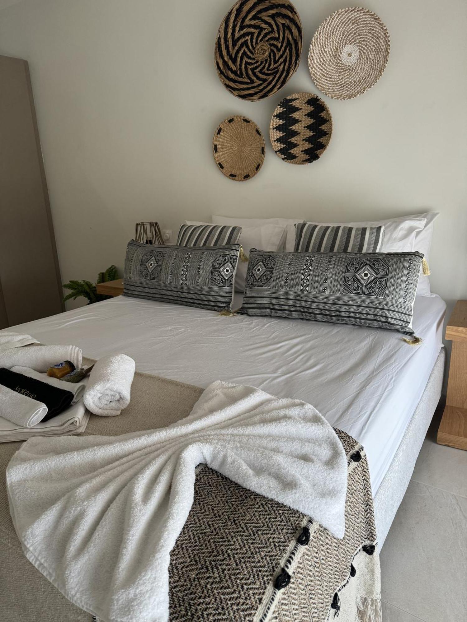 Ocean View Studios And Luxury Rooms Plomari Exteriér fotografie