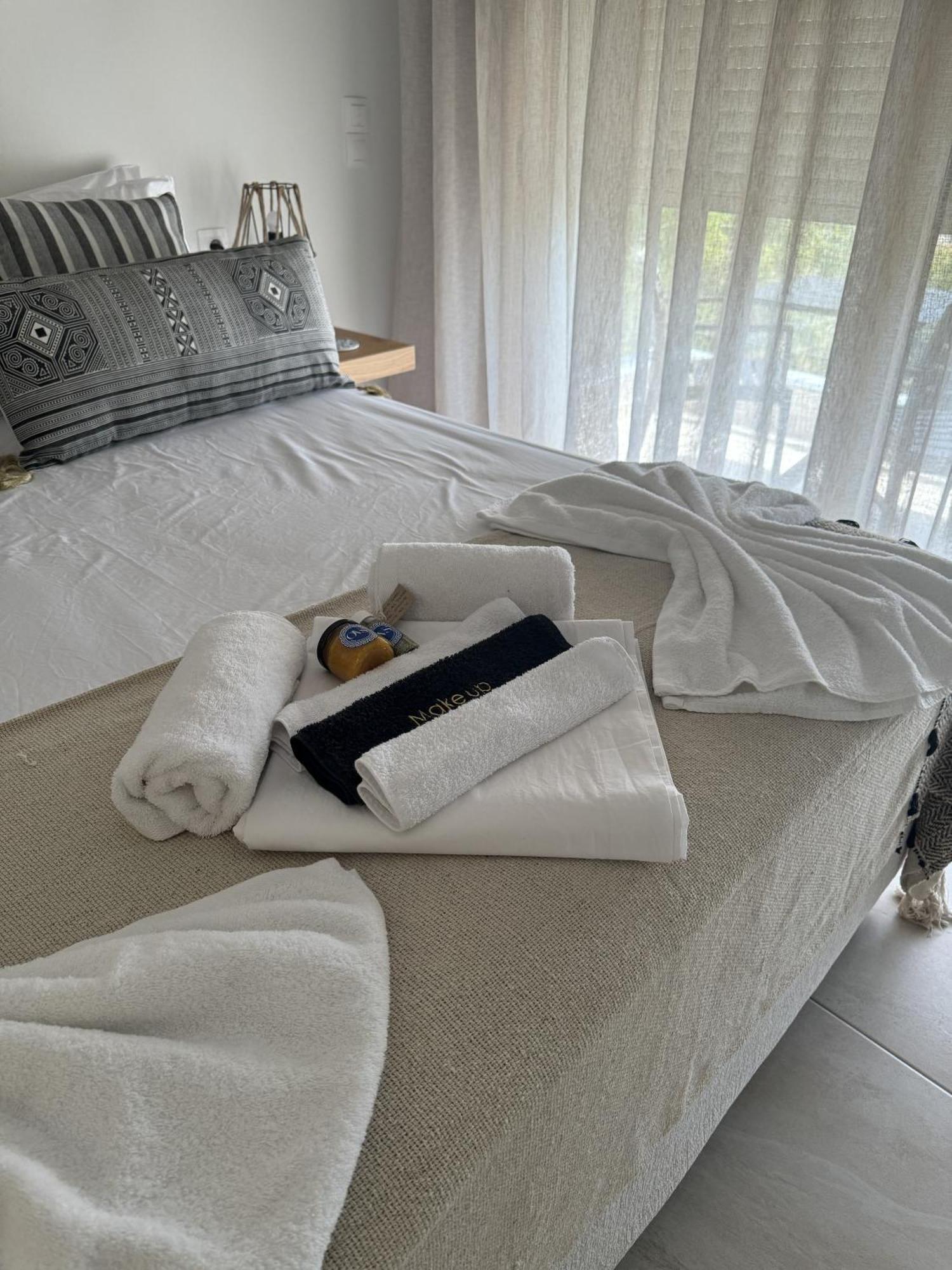Ocean View Studios And Luxury Rooms Plomari Exteriér fotografie