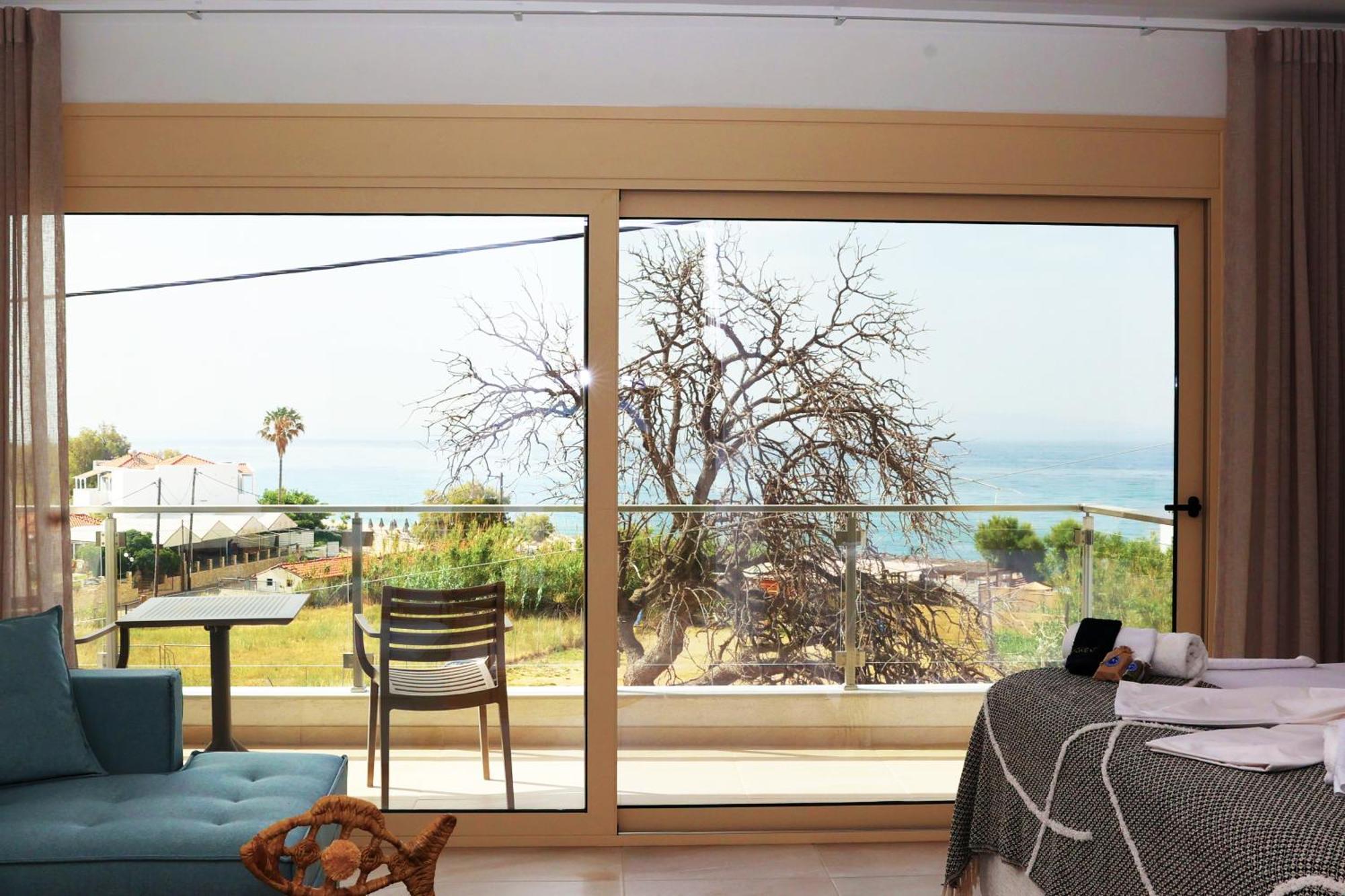 Ocean View Studios And Luxury Rooms Plomari Exteriér fotografie